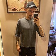 GayUni95