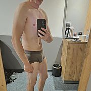 Tomi00 - mężczyzna, 31 lat, Warszawa