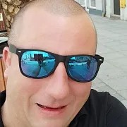 Milos85