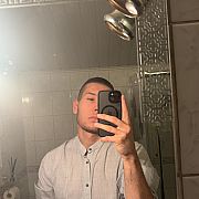 Dobrywafelek19 - mężczyzna, 21 lat, Kalisz