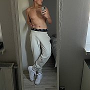Mlody23kr - mężczyzna, 24 lat, Katowice