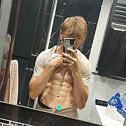 Jack210 - mężczyzna, 22 lat, Warszawa