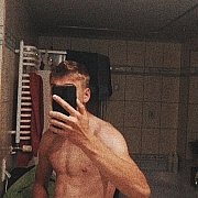 UleglyPiesMistrzyni - muž, 20 let, Opole
