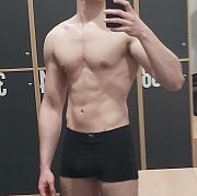 Edg88 - mężczyzna, 21 lat, Poznań