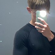 Adrian42 - mann, 22 Jahre, Szczecin