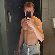 DJspyra - mężczyzna, 22 lat, Kraków