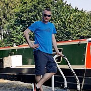 Davvee - man, 38 years, Watford