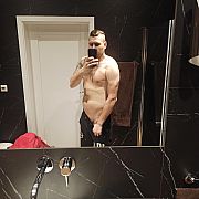 Robciu31 - mężczyzna, 33 lat, Wrocław
