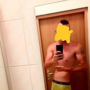 Parkaostr - пара (мужчина 34 лет, женщина 31 лет), Gillingham