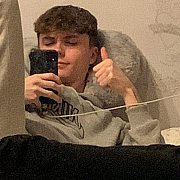 Lubiestarsze6969 - mężczyzna, 20 lat, Police