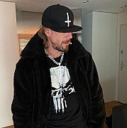 Snoop44