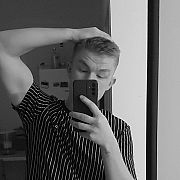 Szymuniuniu - mężczyzna, 22 lat, Suwałki