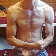 Mlodyfajny23 - mężczyzna, 25 lat, Kielce