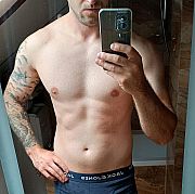 Bobik12361 - чоловік, 32 років, Wellingborough