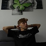 Kacperkulesz - mężczyzna, 22 lat, Kraków