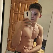 Aleks124 - mężczyzna, 22 lat, Sulejówek