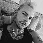 BornThisWay92 - mężczyzna, 33 lat, Bonn