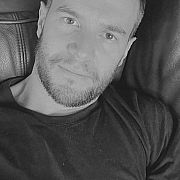 Gentleman8605 - muž, 39 let, Warszawa