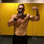 69Lubieto69P - mężczyzna, 30 lat, Płock