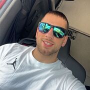 Joshua2070 - чоловік, 25 років, Warszawa