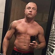 Adammalysz666 - mężczyzna, 32 lat, Toruń
