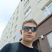 Nikolaos123432 - muž, 20 let, Rumia