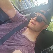 DejwW977
