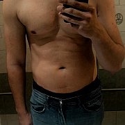 Tommybi - mężczyzna, 26 lat, Kalisz