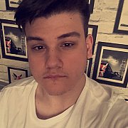 Kamil4410 - mężczyzna, 21 lat, Warszawa