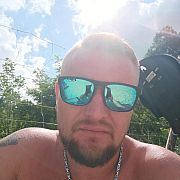 Samotny09 - mężczyzna, 35 lat, Tomaszów Mazowiecki