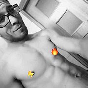 Adamek27 - mężczyzna, 28 lat, Chodzież