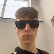 Mlodykon123 - mężczyzna, 20 lat, Gdynia