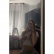 WiktoriaZmarzlik - woman, 26 years, Warszawa