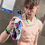 AidenBlond - mężczyzna, 21 lat, London