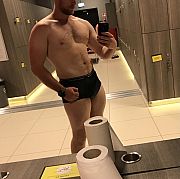 Lubiesexzkobueta - mężczyzna, 28 lat, Tychy