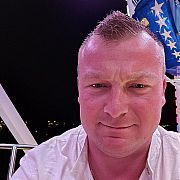 Adi91 - mężczyzna, 34 lat, Frankfurt Am Main