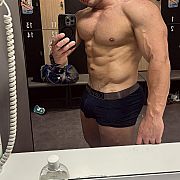 Fakeoutyeah - mężczyzna, 33 lat, Warszawa