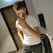Damian320 - mężczyzna, 21 lat, Warszawa