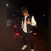MarekCzarujacy - mężczyzna, 19 lat, Rybnik