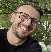 Dyskretny41Wawa - mężczyzna, 41 lat, Warszawa