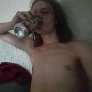 Deadlyfallen420 - mężczyzna, 22 lat, Kraków