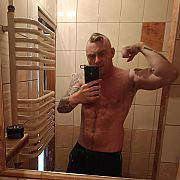 Adrianq8 - mężczyzna, 34 lat, Inowrocław