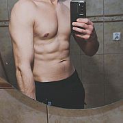 Vik24 - mężczyzna, 28 lat, Warszawa