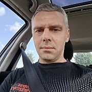 Adika - mężczyzna, 41 lat, Różan