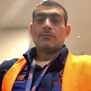 Arutinov - mann, 43 Jahre, Korfantów
