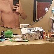 WiIIiam - мужчина, 23 лет, Warszawa