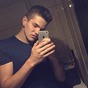 Michalek21cm - mężczyzna, 21 lat, Tarnów