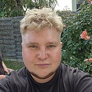 Adrian69691221 - mężczyzna, 24 lat, Warszawa