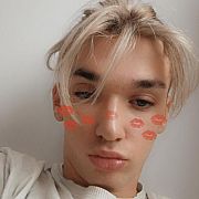 AdonisTheMask - mężczyzna, 21 lat, Łódź