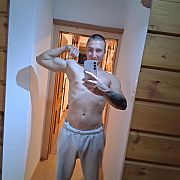 Adek100 - mężczyzna, 26 lat, Opole